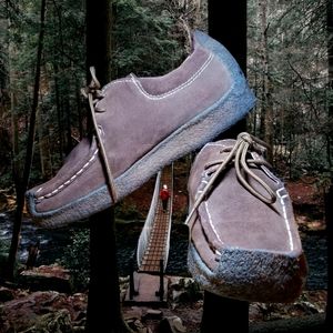 Yellow Box Wyle Chukka Shoes